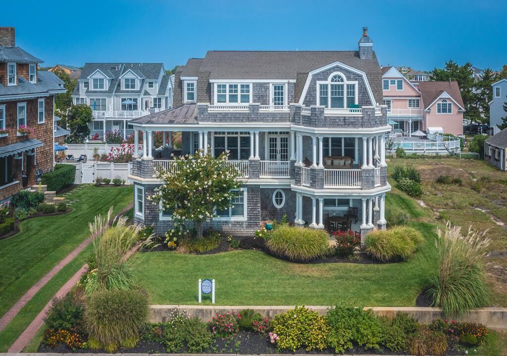 Photo of Outdoor in Admiral Estates