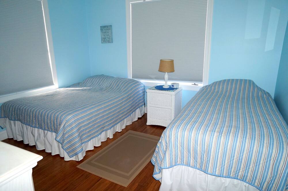 Photo of Bedroom in Sea Isle City
