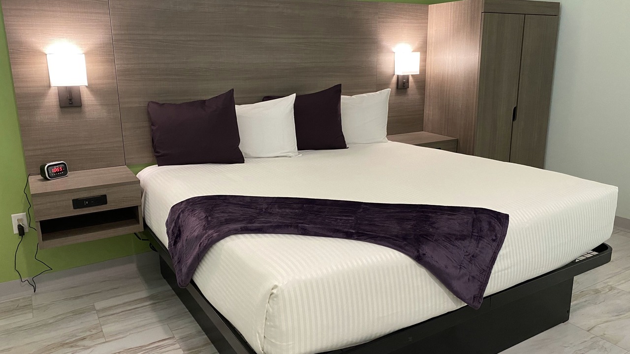 Photo of Bedroom in Logan