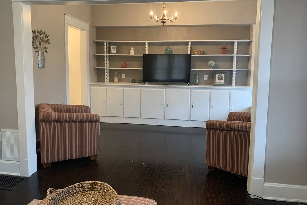 Photo of Bedroom in Middletown