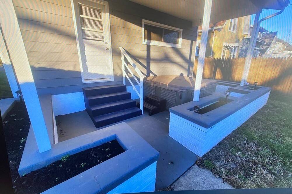 Photo of Outdoor in Middletown