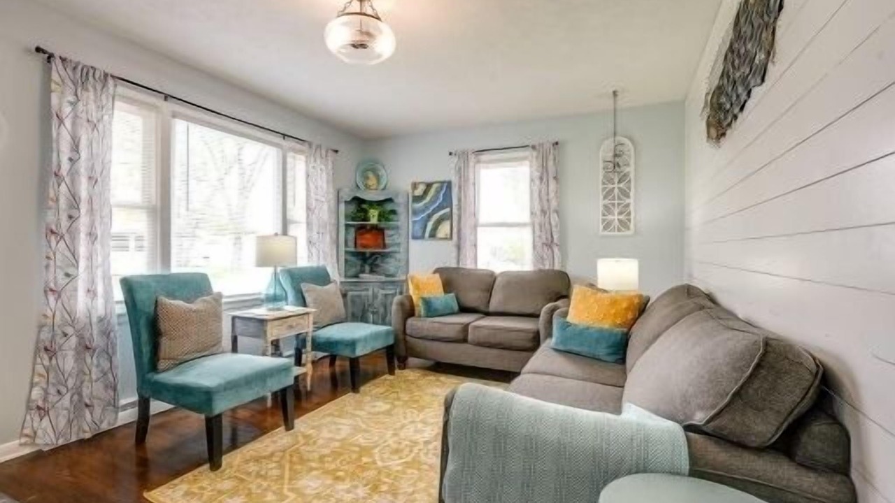 Photo of Livingroom in Craig Beach