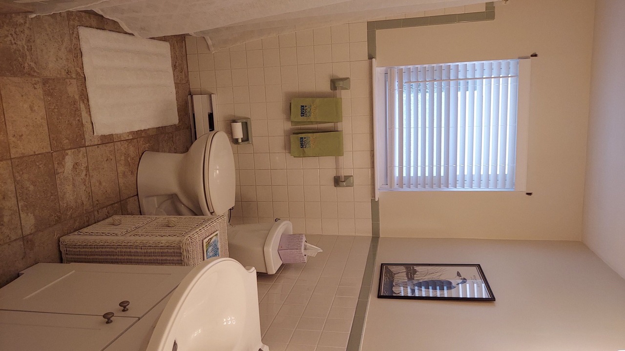 Photo of Bathroom in Townsend's Inlet