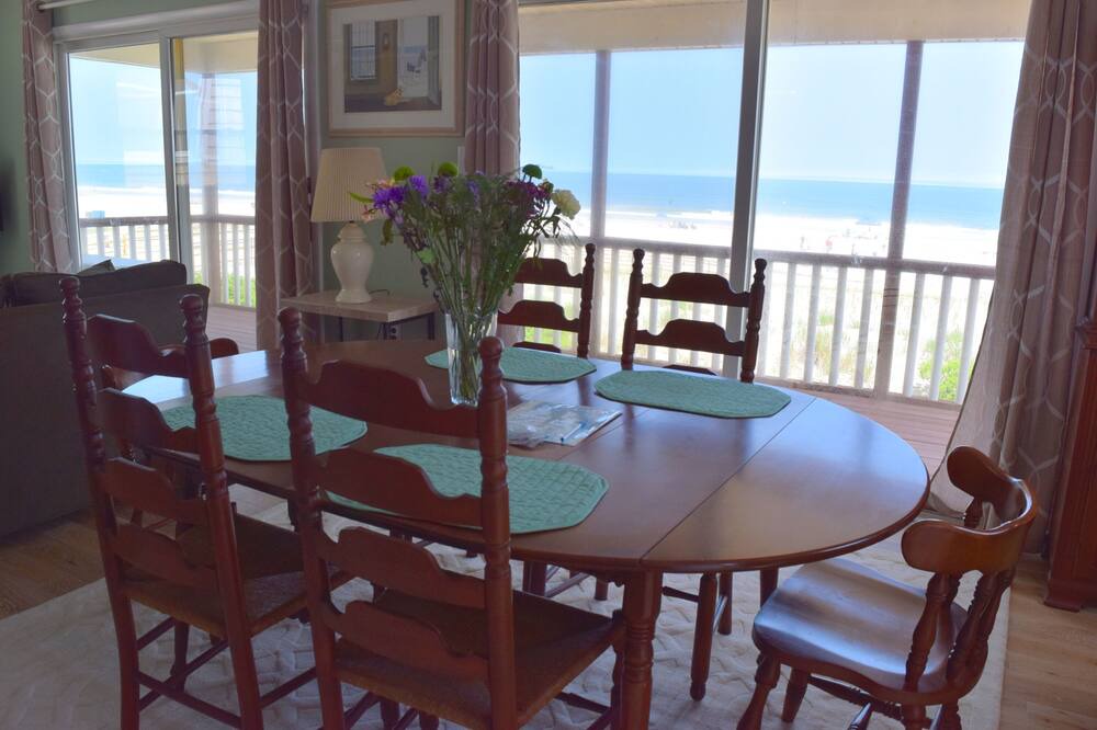 Photo of Kitchen in Townsend's Inlet