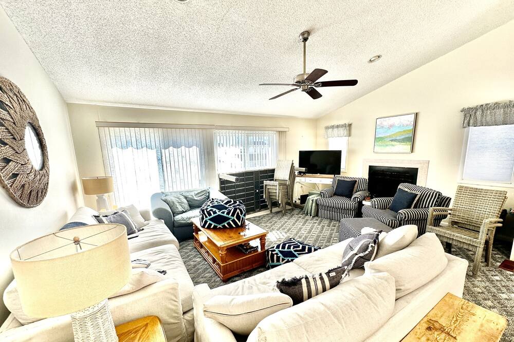 Photo of Livingroom in Sea Isle City