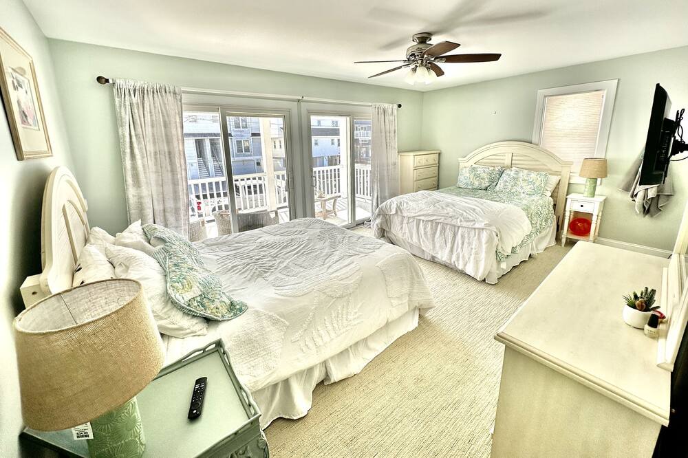 Photo of Bedroom in Sea Isle City