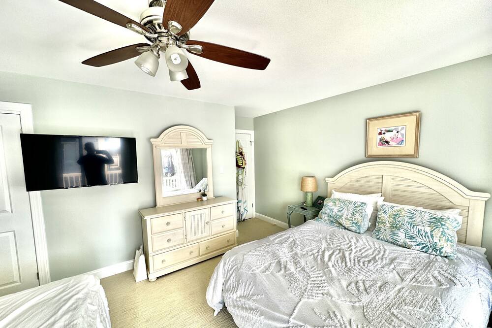 Photo of Bedroom in Sea Isle City
