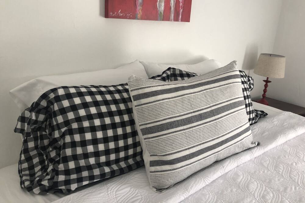 Photo of Bedroom in Keedysville