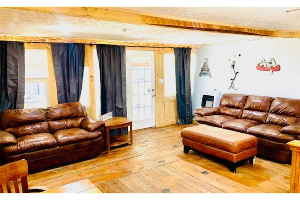 Photo of Livingroom in Tidioute