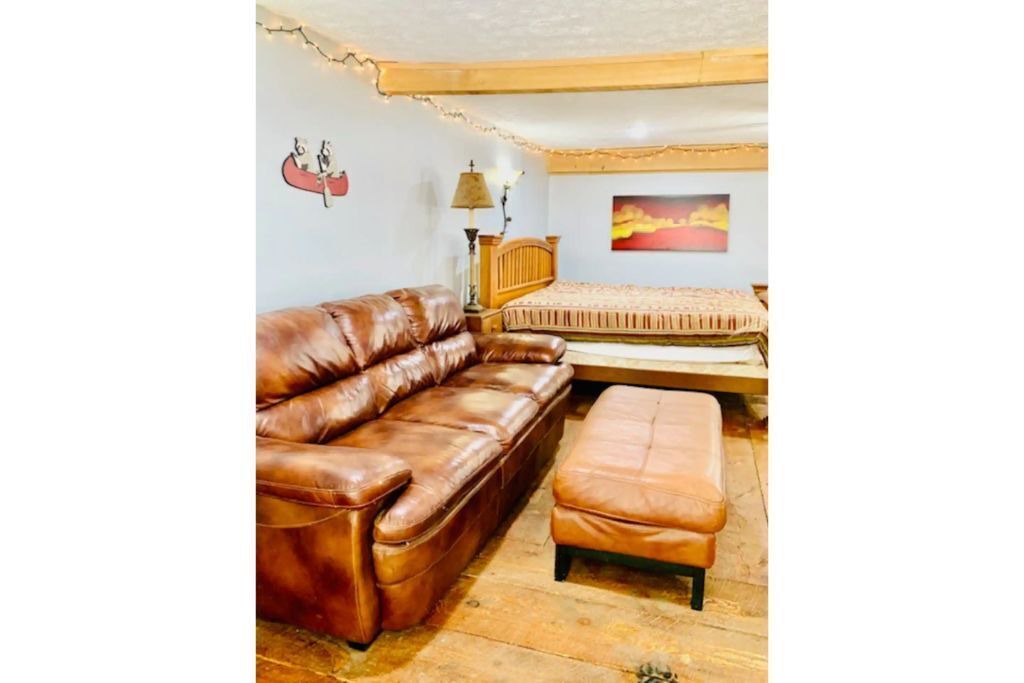 Photo of Livingroom in Tidioute