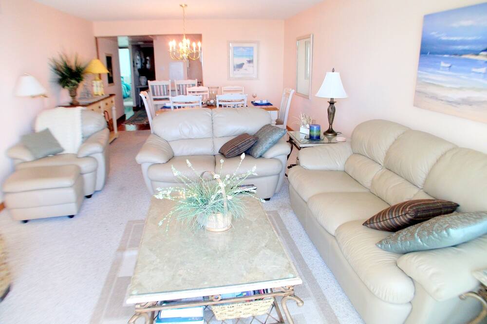 Photo of Livingroom in Sea Isle City