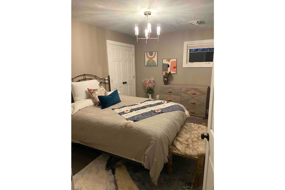 Photo of Bedroom in Rockwood