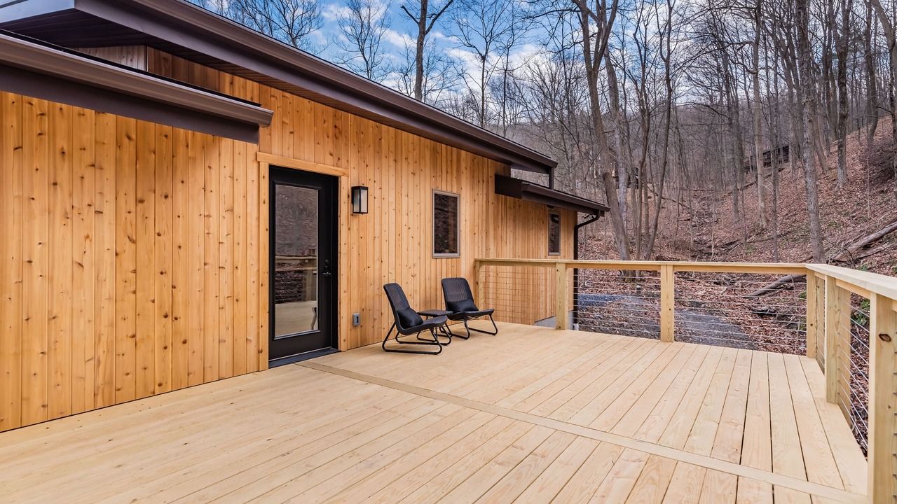 Photo of Patio Balcony in James Creek