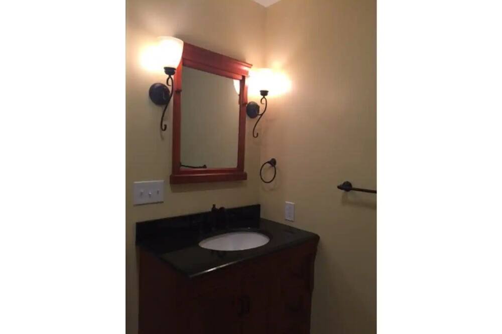 Photo of Bathroom in Beaver Falls