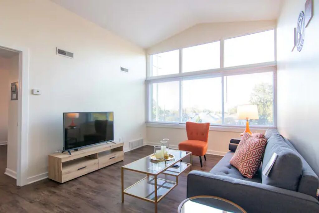 Photo of Livingroom in Lakewood