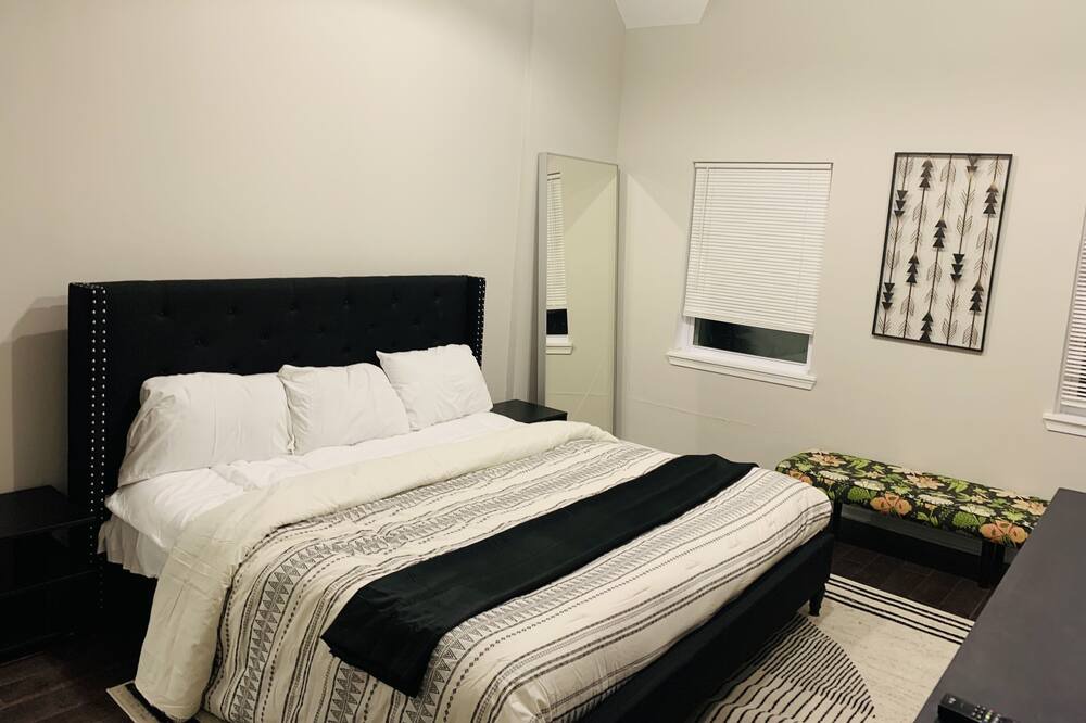 Photo of Bedroom in Pen Lucy