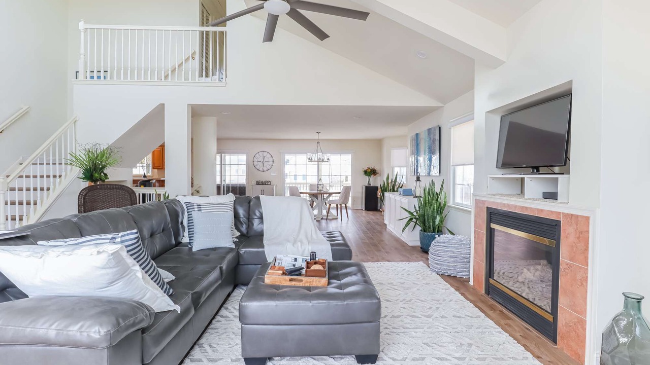 Photo of Livingroom in Cape May Court House