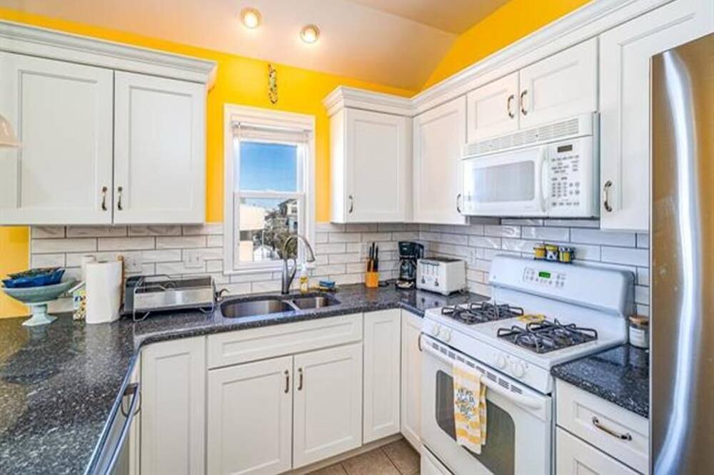 Photo of Kitchen in Townsend's Inlet