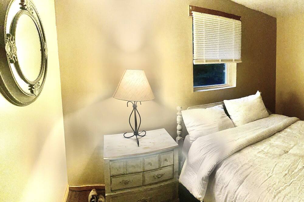 Photo of Bedroom in Weedville