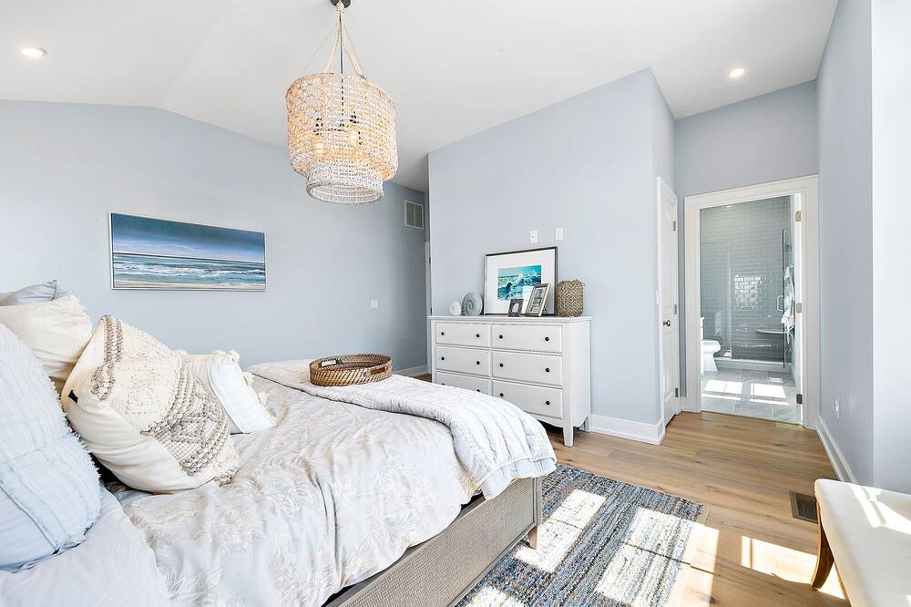Photo of Bedroom in South Beach Haven