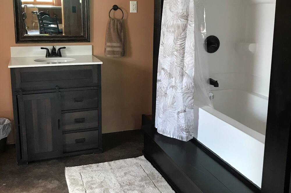 Photo of Bedroom in Edray