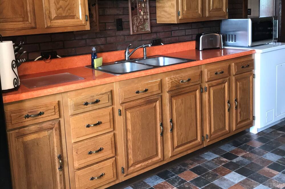 Photo of Kitchen in Edray