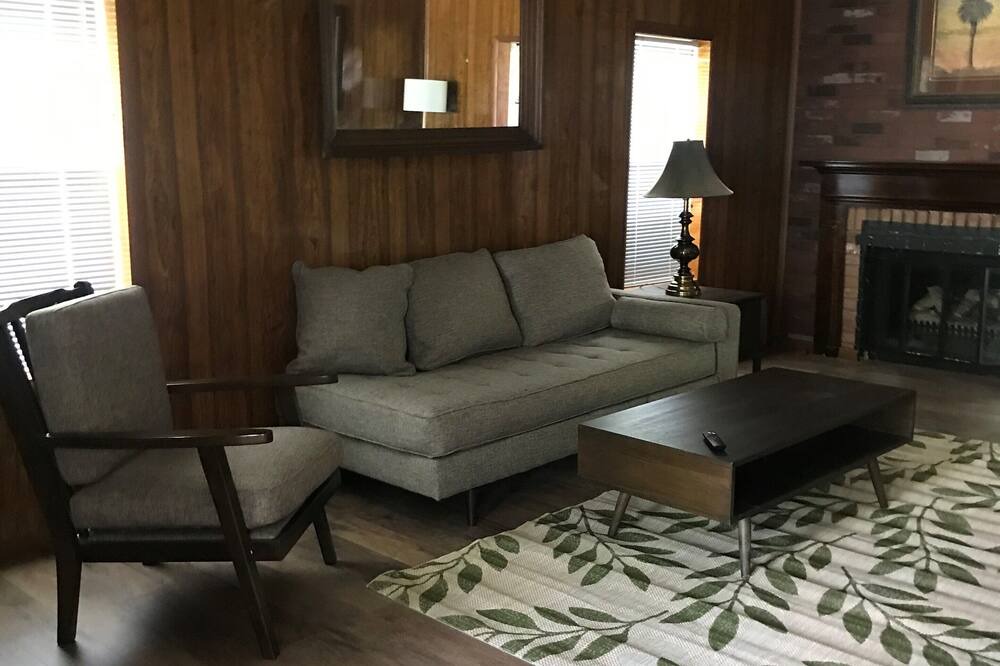 Photo of Livingroom in Edray