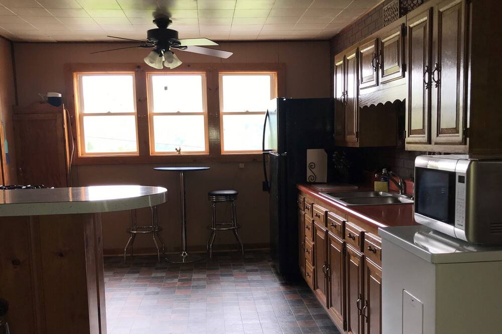 Photo of Kitchen in Edray