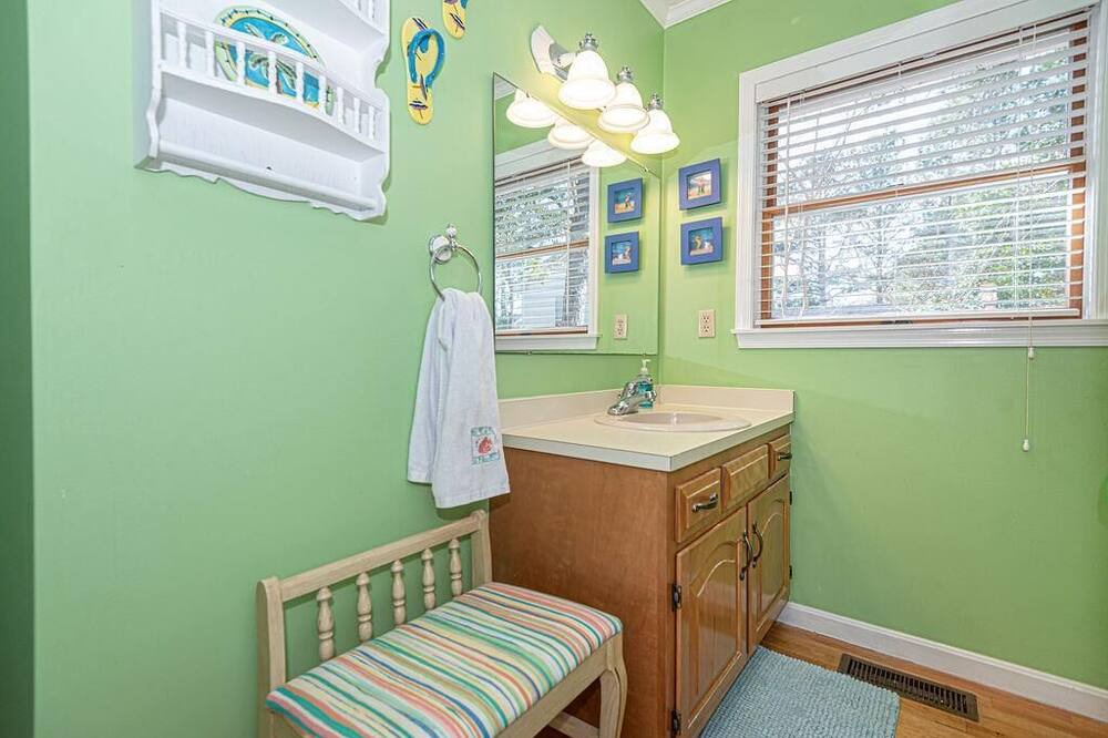 Photo of Bathroom in Ocean Pines