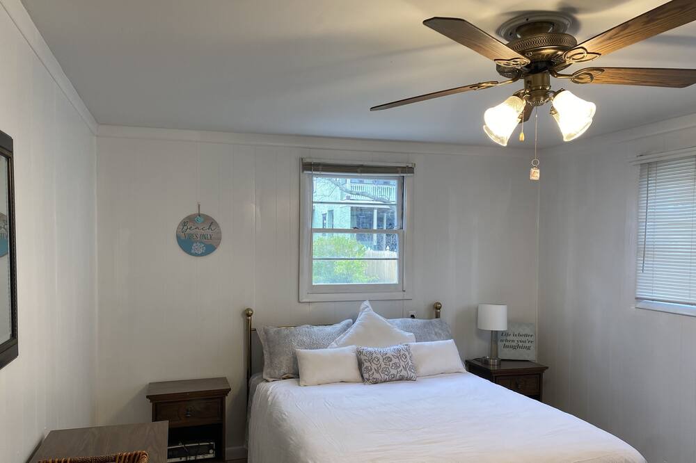 Photo of Bedroom in Bradley Beach