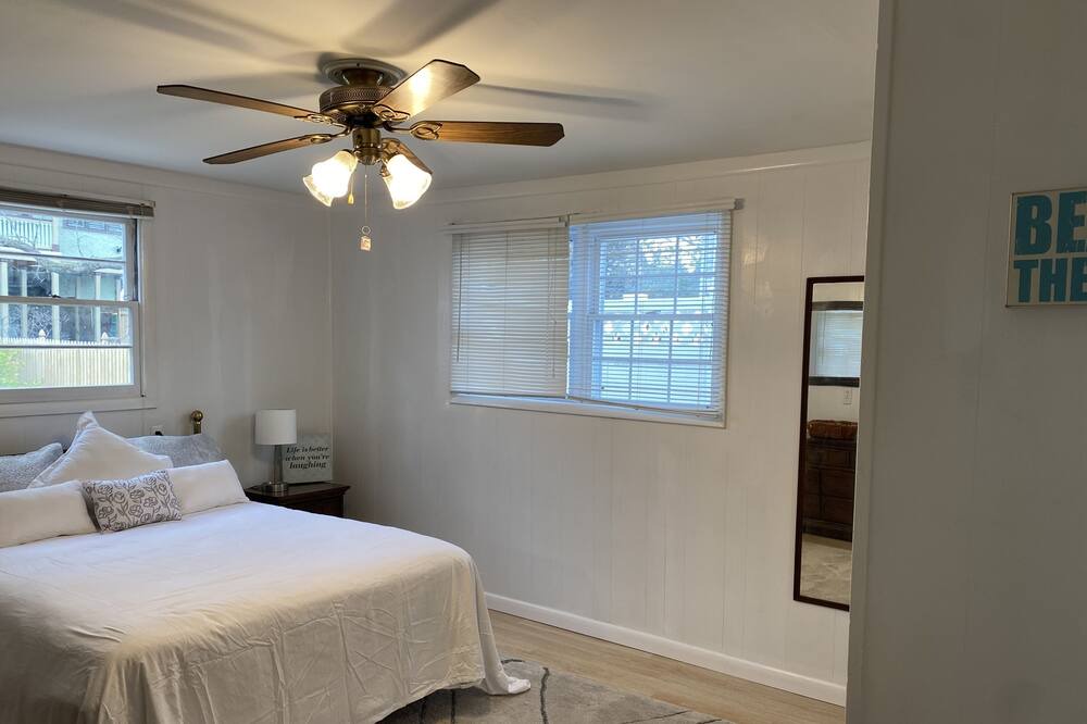 Photo of Bedroom in Bradley Beach