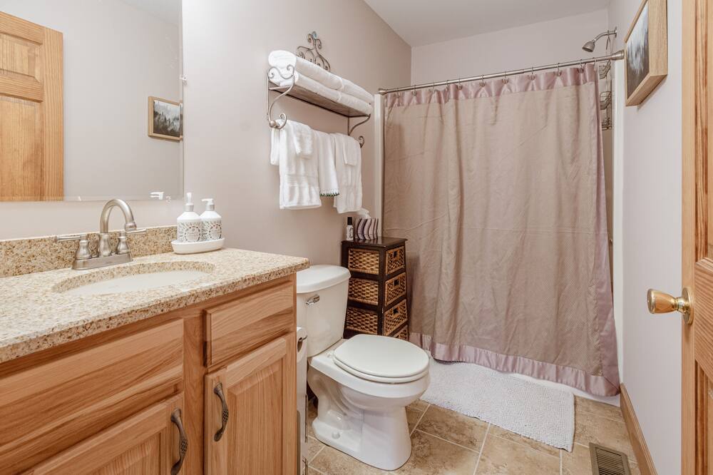 Photo of Bathroom in Rowland