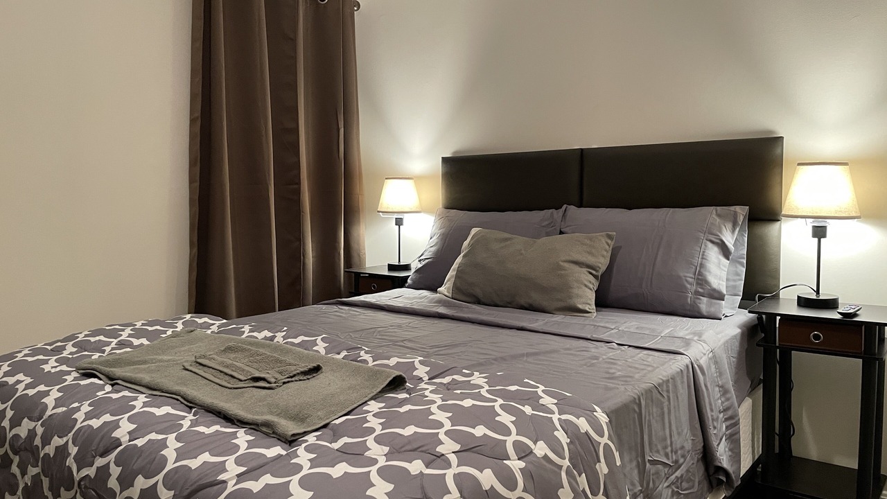 Photo of Bedroom in Downtown Baltimore