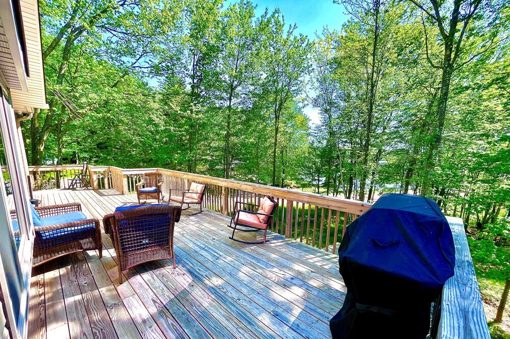 Photo of Others in Pocono Lake