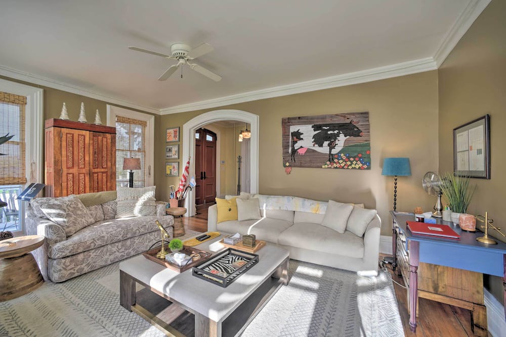 Photo of Bedroom in Germantown