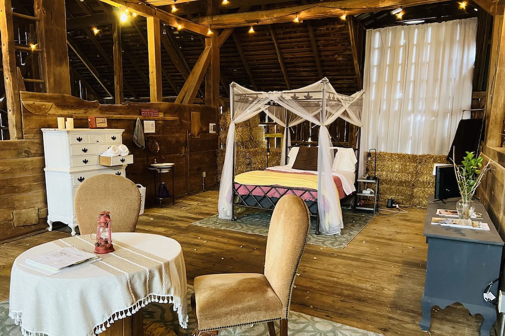 Photo of Bedroom in Keedysville
