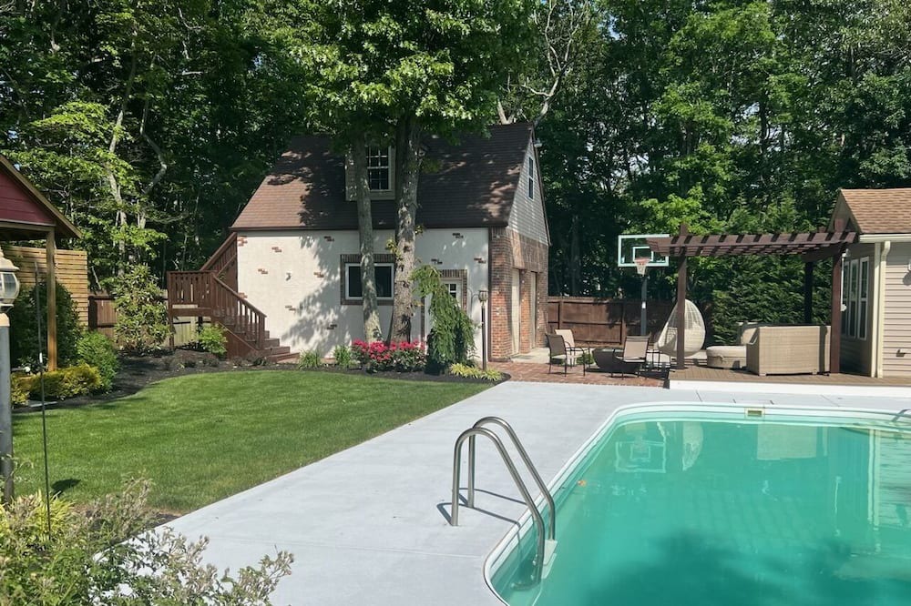 Photo of Outdoor in Green Creek