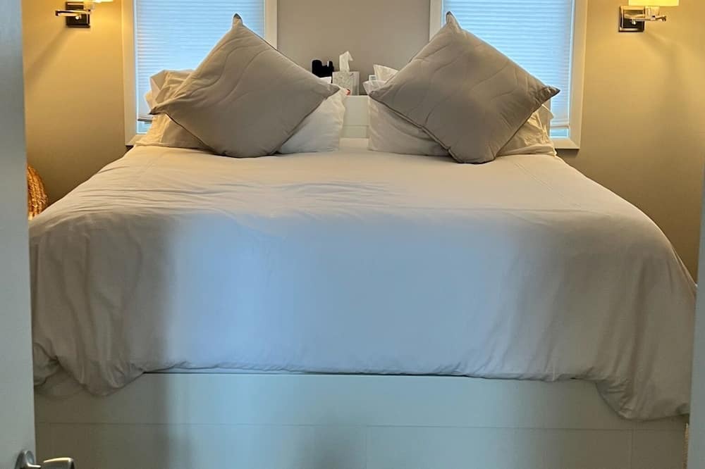 Photo of Bedroom in Lafayette