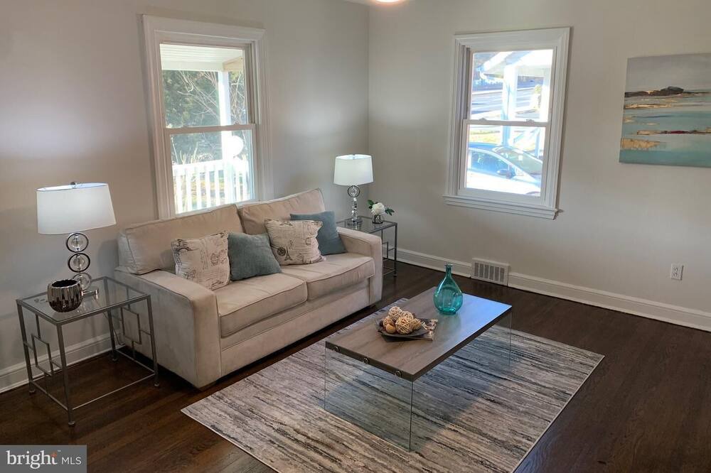 Photo of Livingroom in Silver Spring