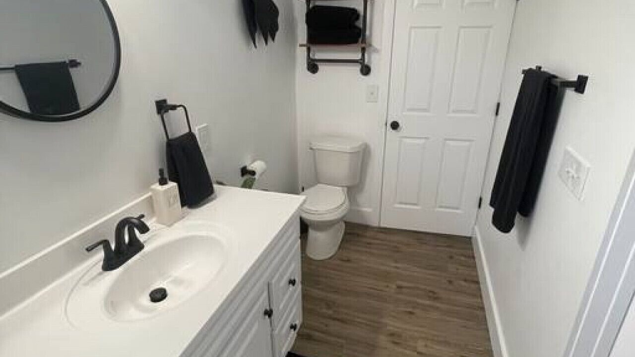 Photo of Bathroom in Conneaut Lakeshore