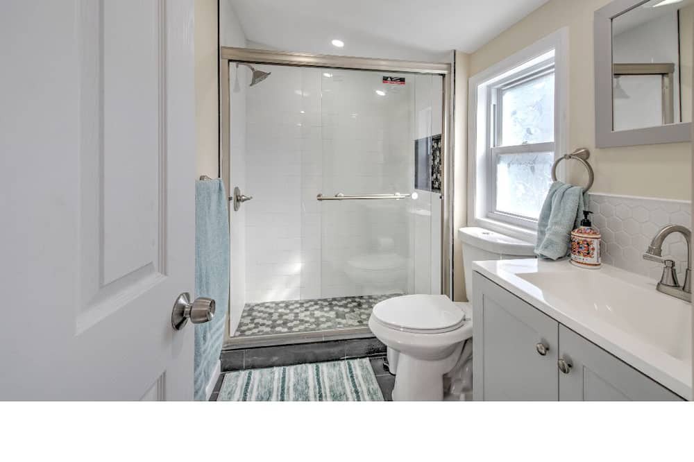 Photo of Bathroom in Cliffwood