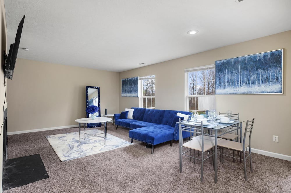 Photo of Livingroom in Easton