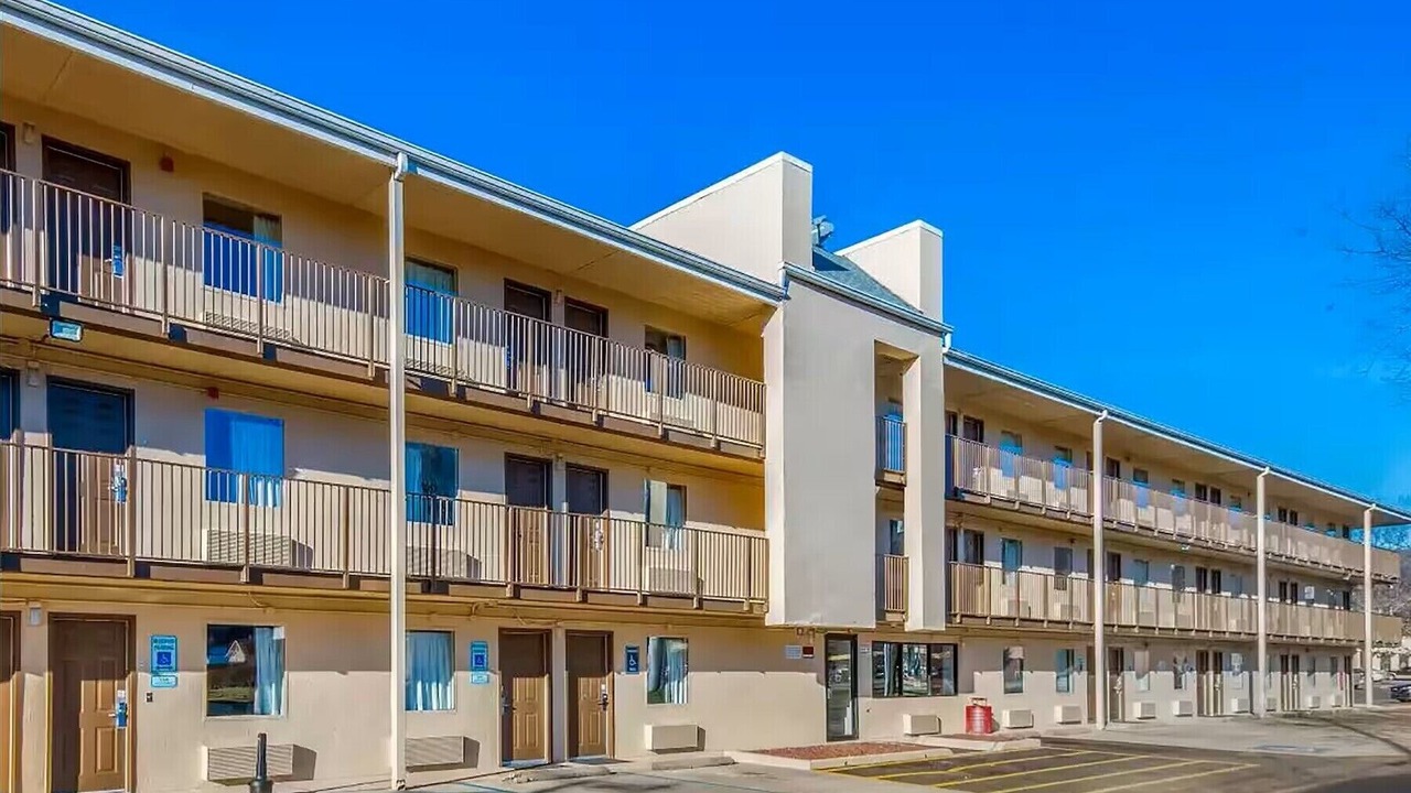 Photo of Outdoor in Tad
