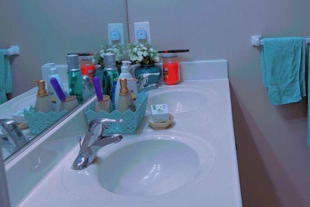 Photo of Bathroom in Menges Mills