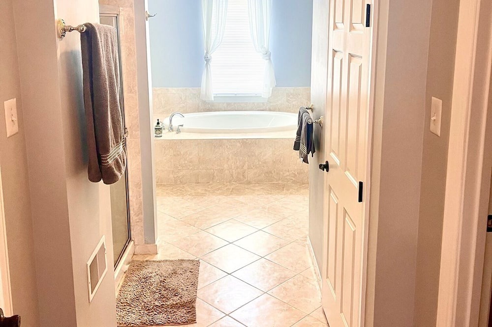 Photo of Bedroom in Severna Park