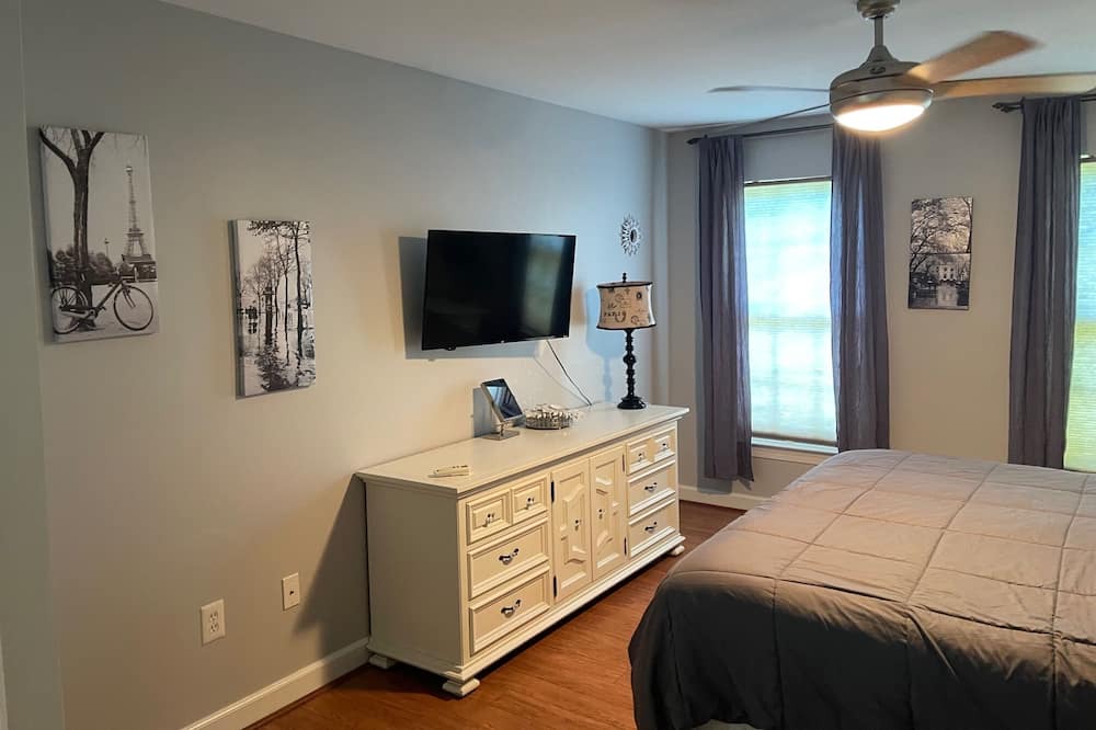 Photo of Bedroom in Severna Park