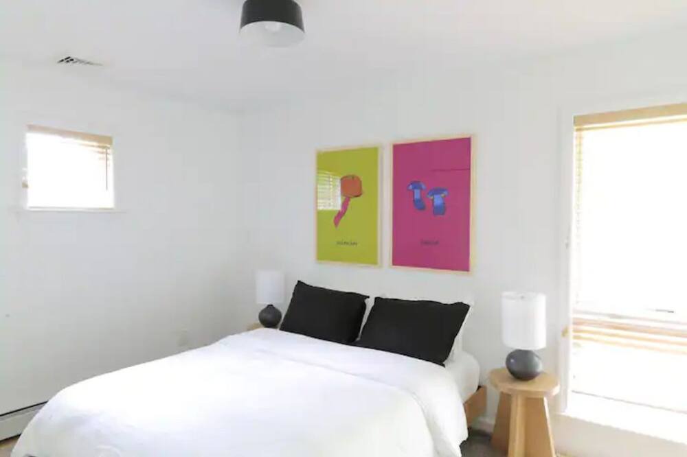 Photo of Bedroom in Hankins