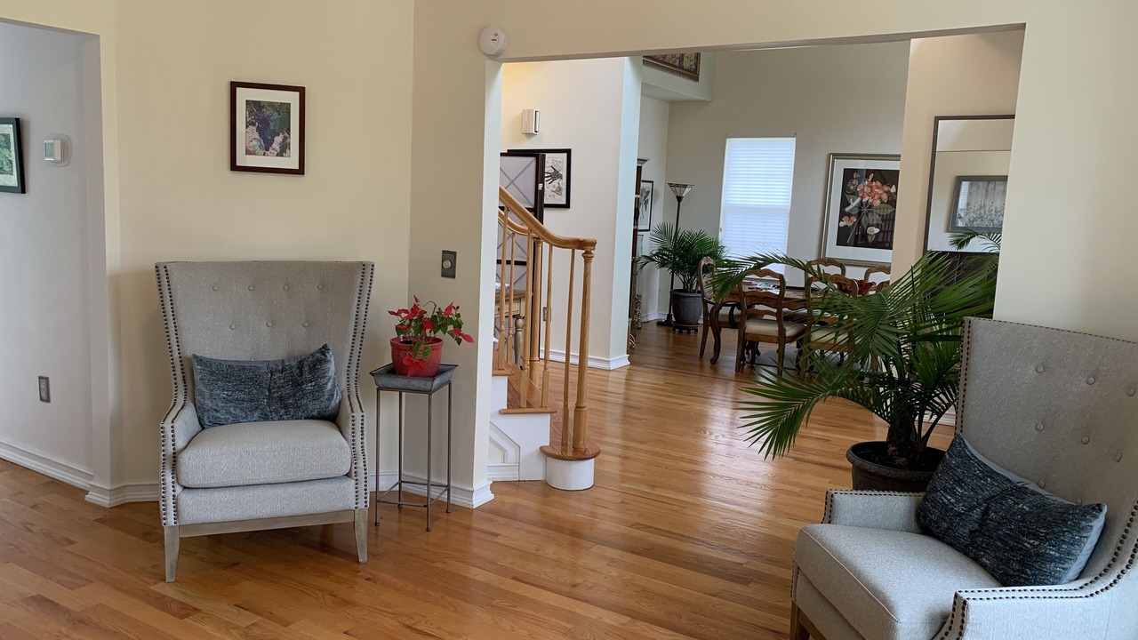 Photo of Livingroom in Brick