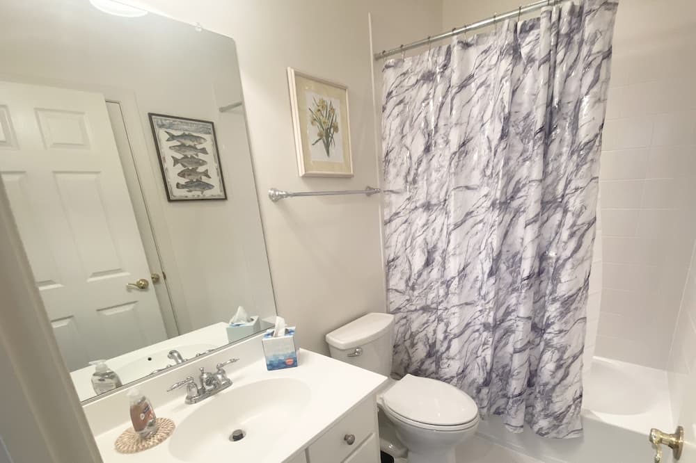 Photo of Bathroom in Rehoboth Beach