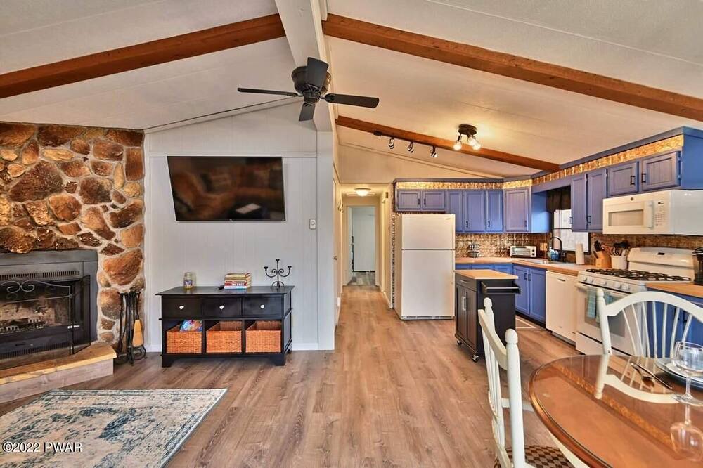 Photo of Kitchen in Lackawaxen